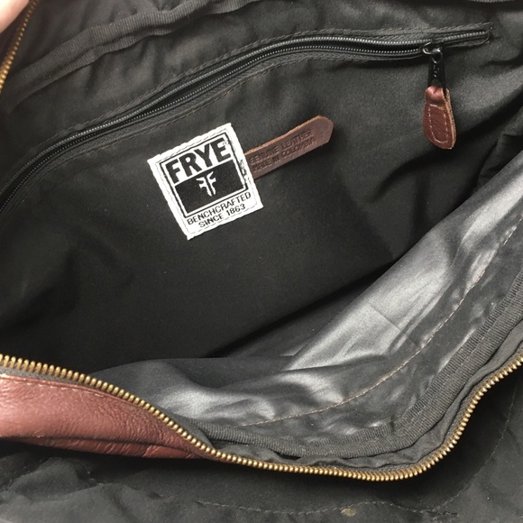 🛑SOLD🛑 Vintage Frye XL Messenger Bag - Picture 7 of 8